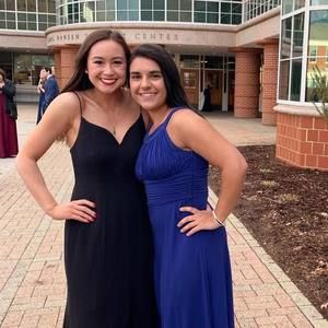 Meet your Posher, Lea